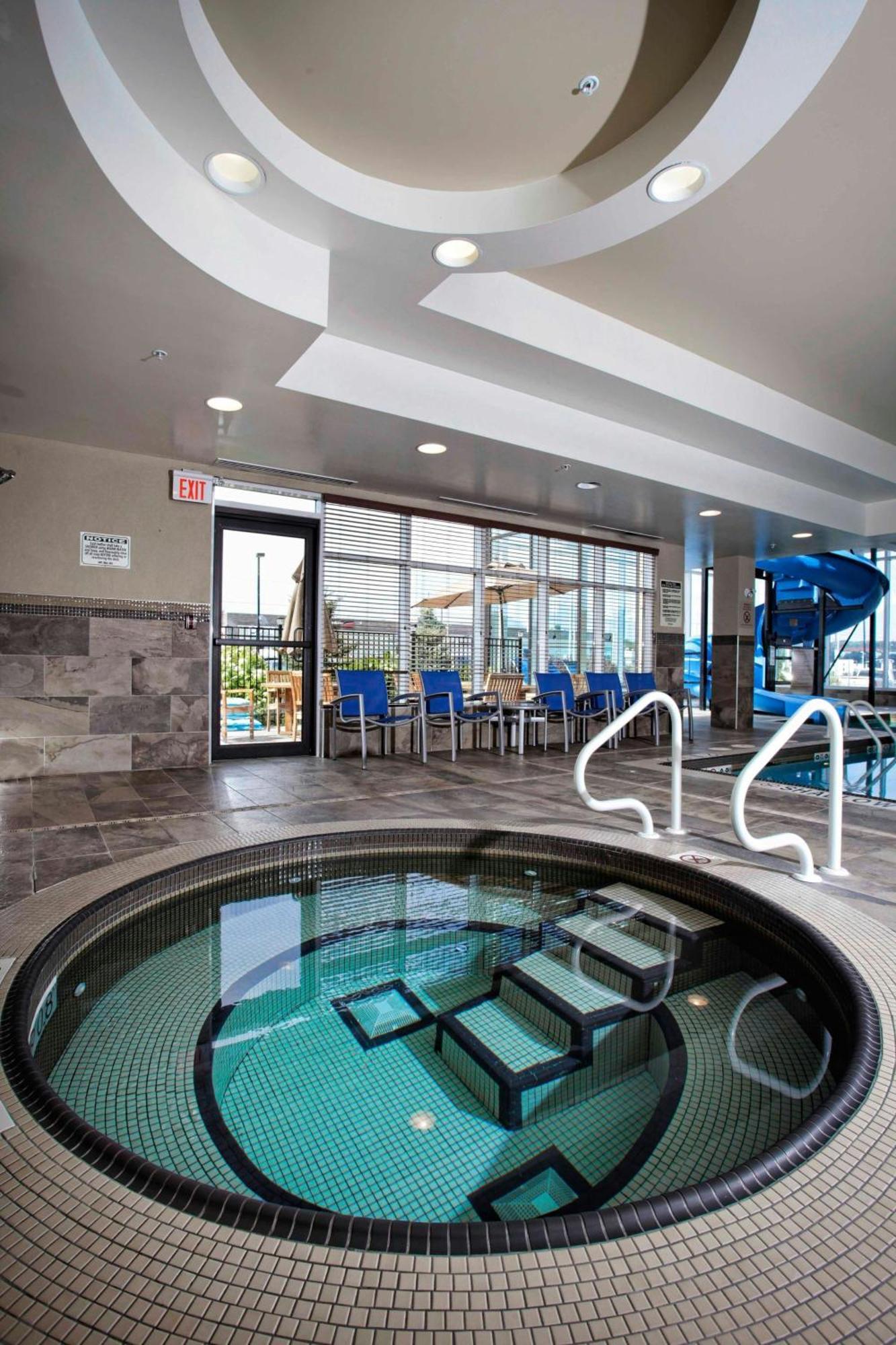 Towneplace Suites By Marriott Sudbury Exterior foto